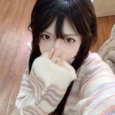 爬上山